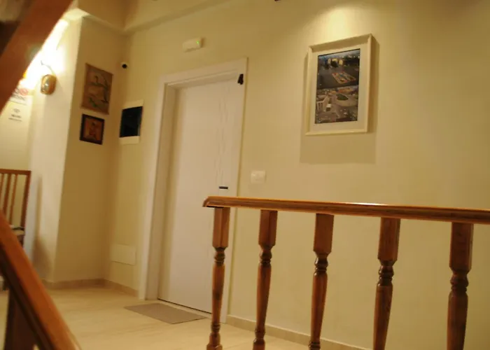 H Auberge de jeunesse *